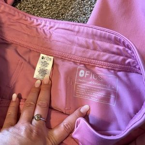 Pink Figs scrub joggers size medium